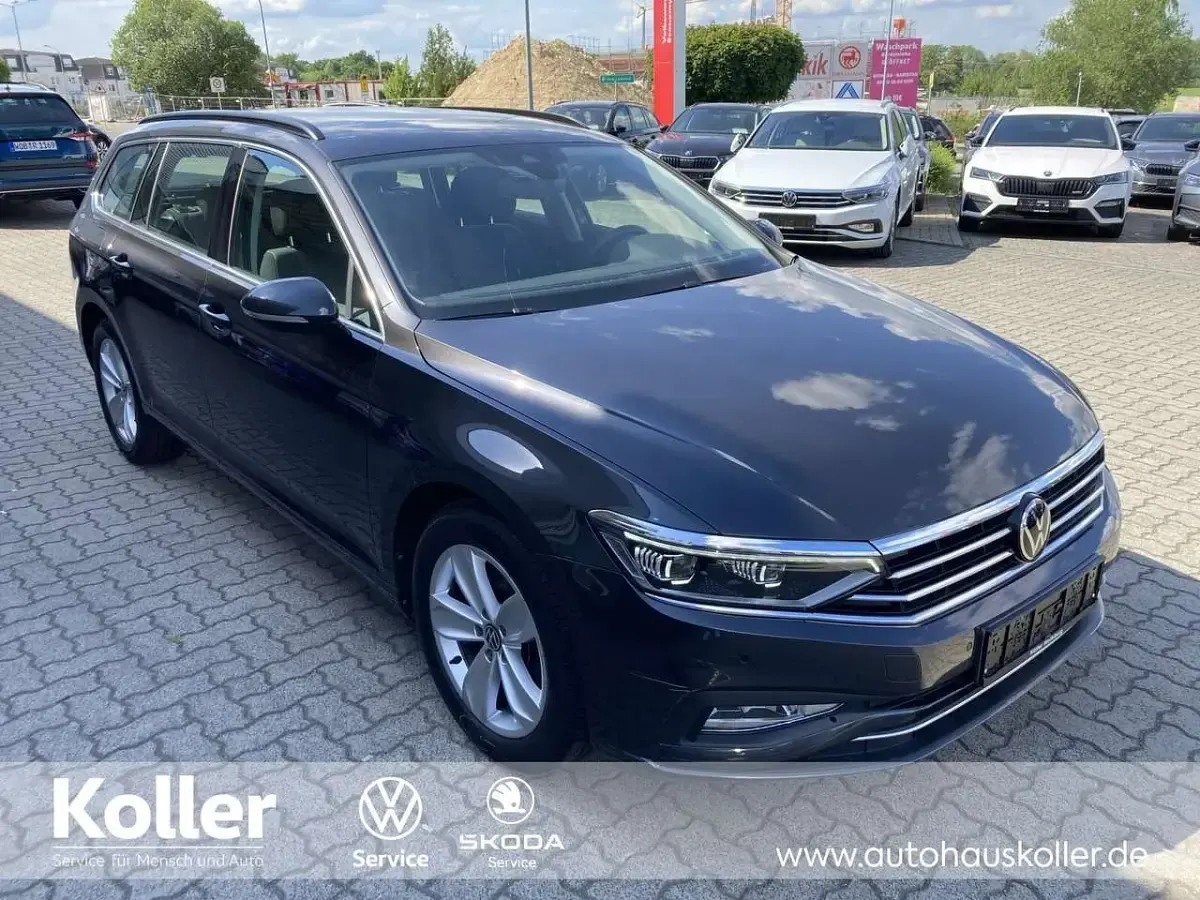 Gebraucht VW Passat 200 PS (147 kW) 2023 Mangangrau Kombi