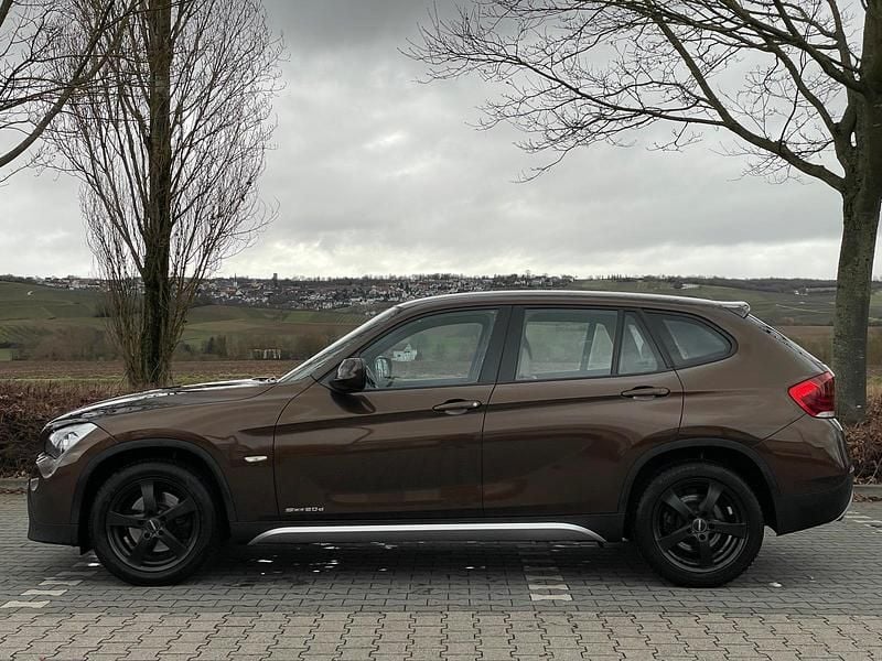 Gebraucht BMW X1 Sport Line 177 PS (130 kW) 2009 Braun SUV