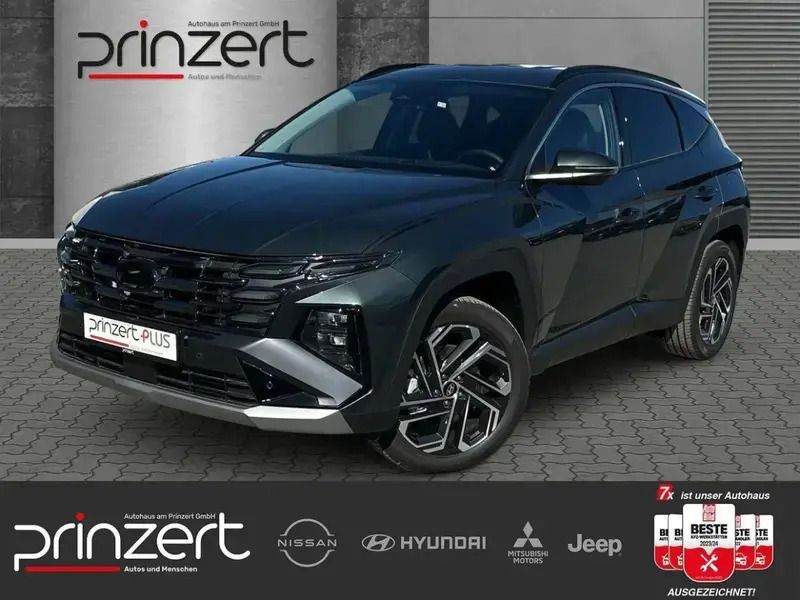 Cypress green Neu 2025 Hyundai Tucson Prime SUV | 39.670 € (Superpreis) - Bild 1/1