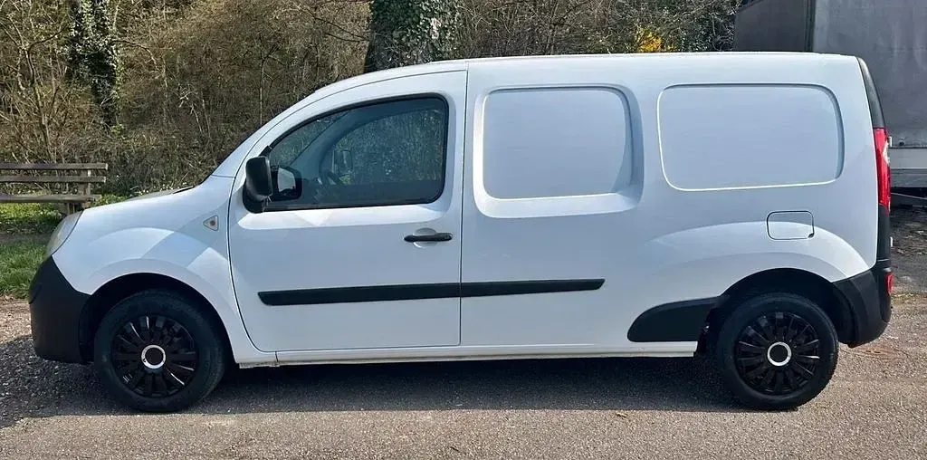 Second-hand Renault Kangoo 90 CP (66 kW) 2011 Alb Monovolum