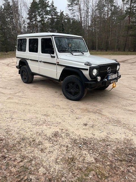 Weiß Gebraucht 1996 Mercedes G290 SUV | 22.950 € - Bild 1/4