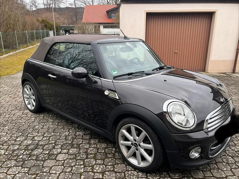 Gebraucht Mini Cooper Cabriolet 122 PS (89 kW) 2012 Braun Cabrio