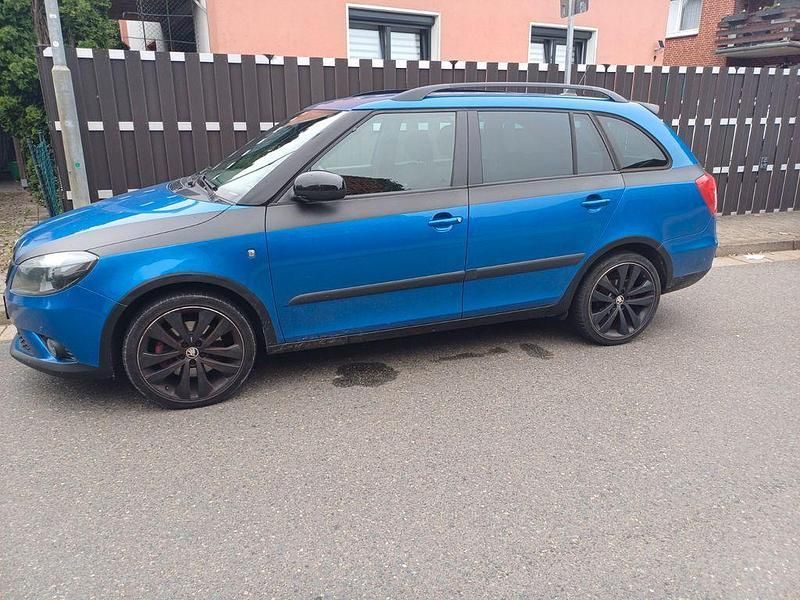 Blau Gebraucht 2014 Skoda Fabia RS Kombi | 7.500 € (Superpreis) - Bild 1/4