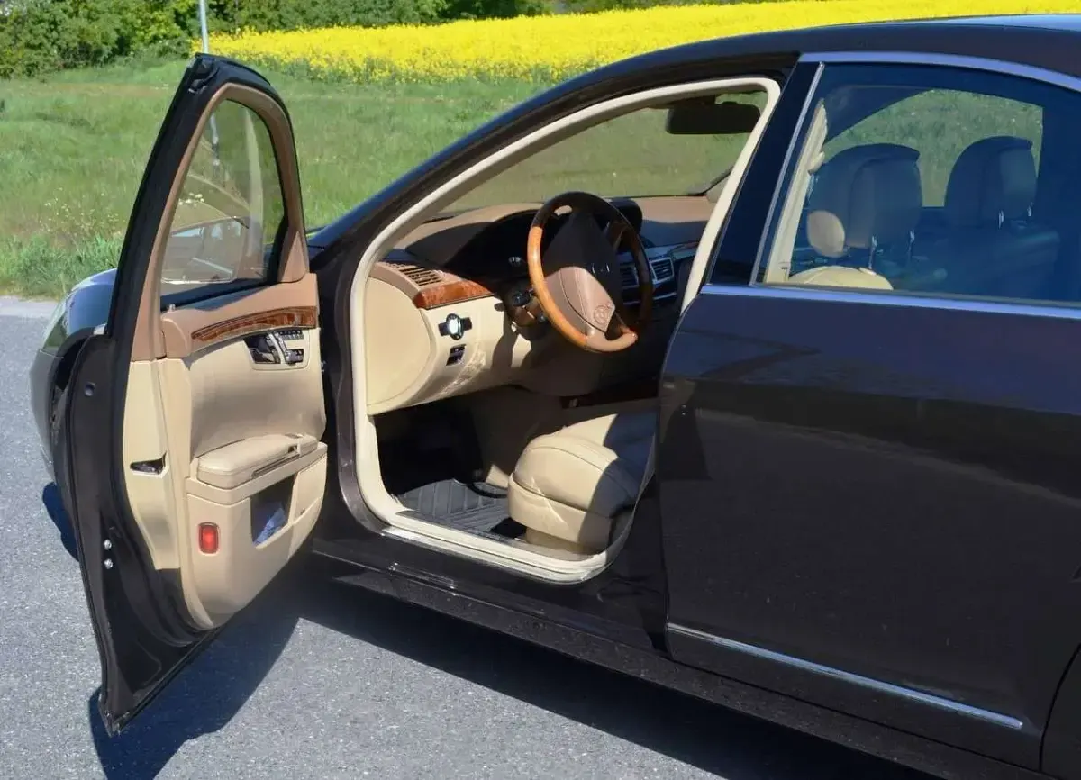 Gebraucht Mercedes S500 435 PS (319 kW) 2012 Braun Limousine
