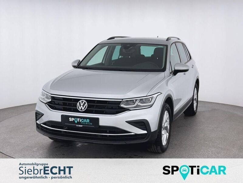 Silber Gebraucht 2023 VW Tiguan Life SUV | 39.970 € (Teuer) - Bild 1/4