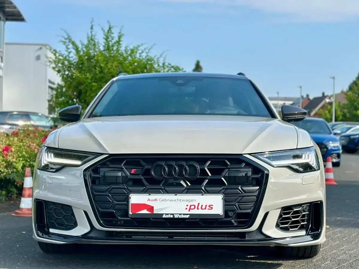 Gebraucht Audi S6 Sport 344 PS (253 kW) 2024 Individuallackierungen audi exclusive Kombi