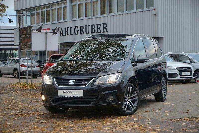 Schwarz Gebraucht 2016 Seat Alhambra FR-Line Van / Kleinbus | 18.990 € (Superpreis) - Bild 1/4