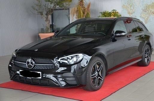Schwarz Gebraucht 2022 Mercedes E300 Kombi | 37.500 € (Etwas zu teuer) - Bild 1/4