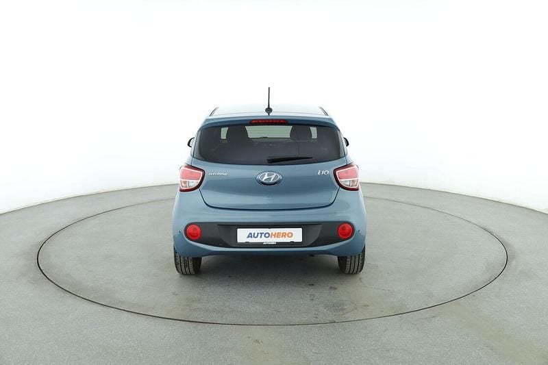 Gebraucht Hyundai i10 Passion Plus 67 PS (49 kW) 2018 Blau Kleinwagen