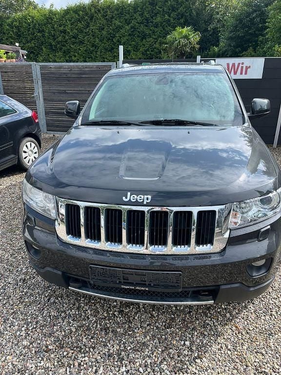 Grau Gebraucht 2011 Jeep Grand Cherokee Limited SUV | 7.400 € (Guter Preis) - Bild 1/4