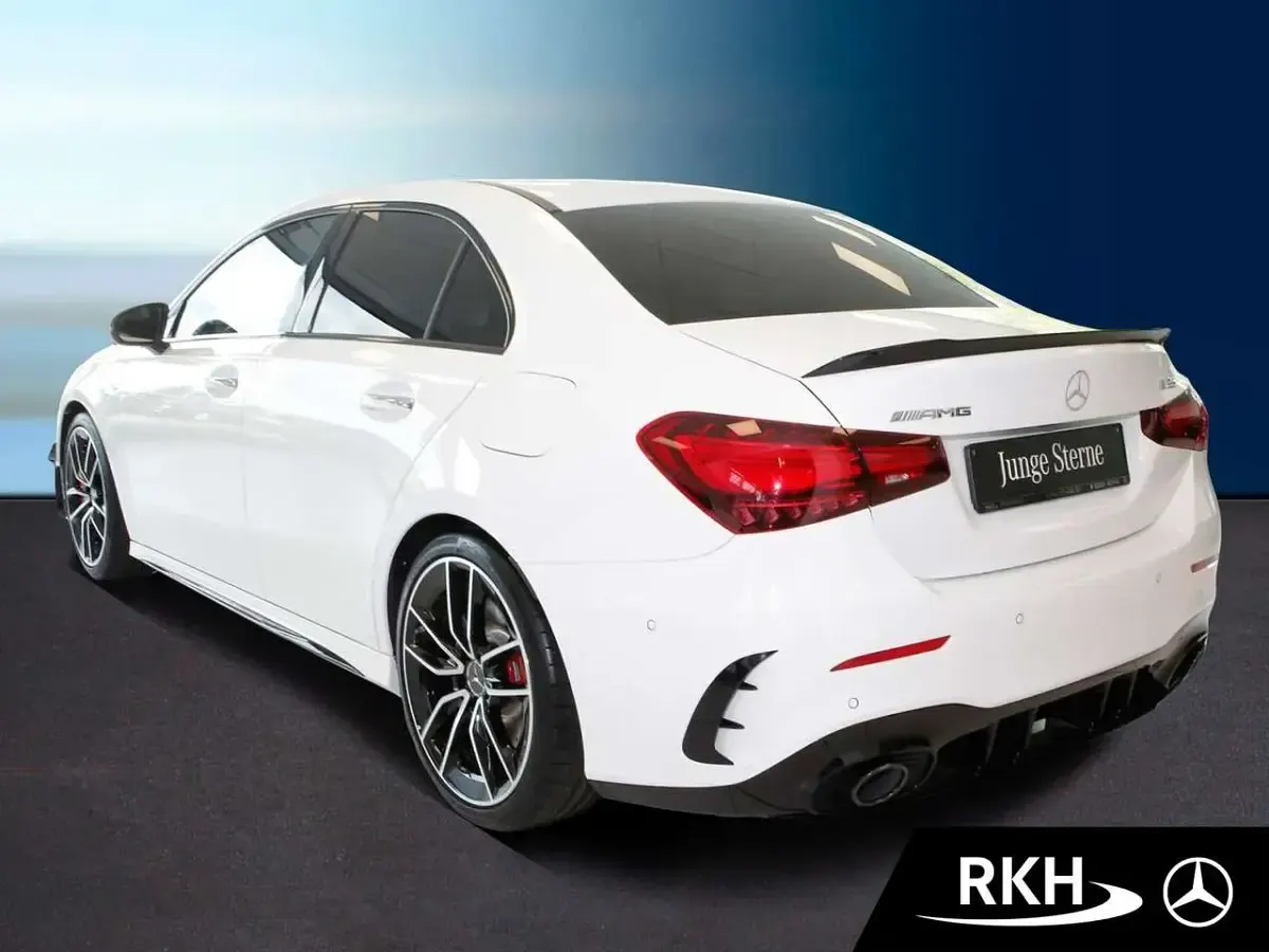 Gebraucht Mercedes A35 AMG AMG 306 PS (225 kW) 2025 Weiß Limousine
