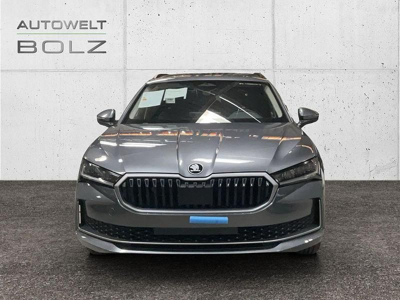 Neu Skoda Superb Selection 150 PS (110 kW) 2026 Graphitgrau Kombi