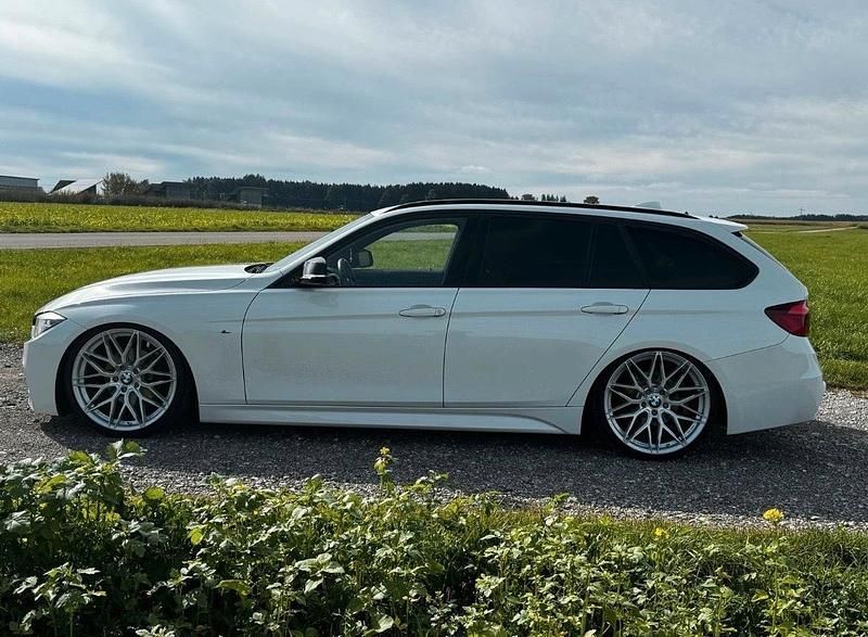 Gebraucht BMW 320 190 PS (139 kW) 2019 Weiß Kombi