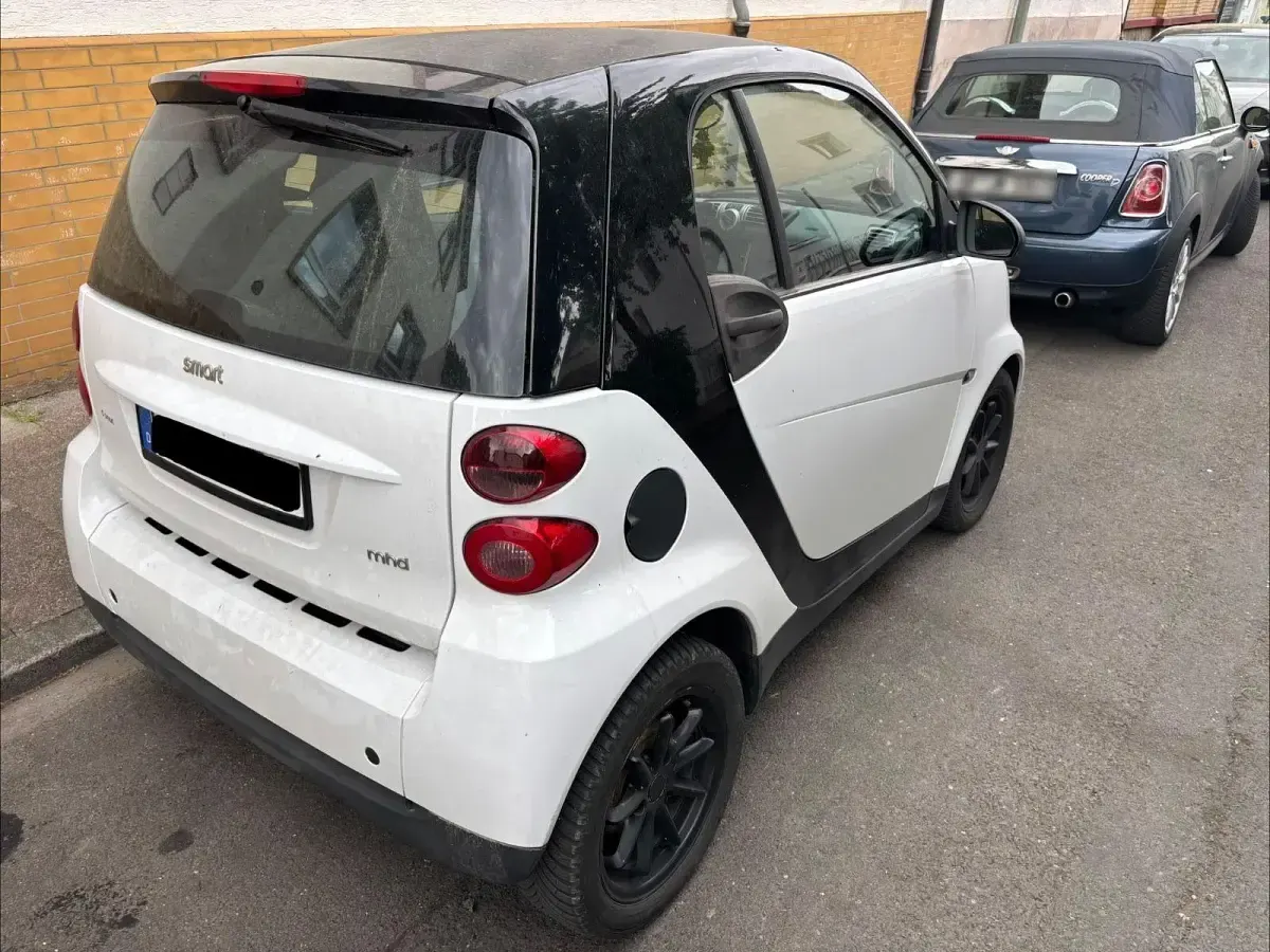 Usata Smart ForTwo Coupé 61 CV (44 kW) 2010 Bianco Coupé