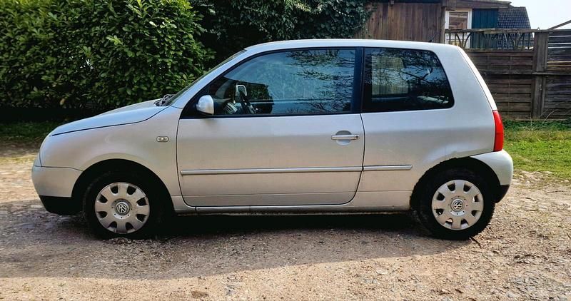 Używany VW Lupo 50 KM (36 kW) 2003 Szary Hatchback
