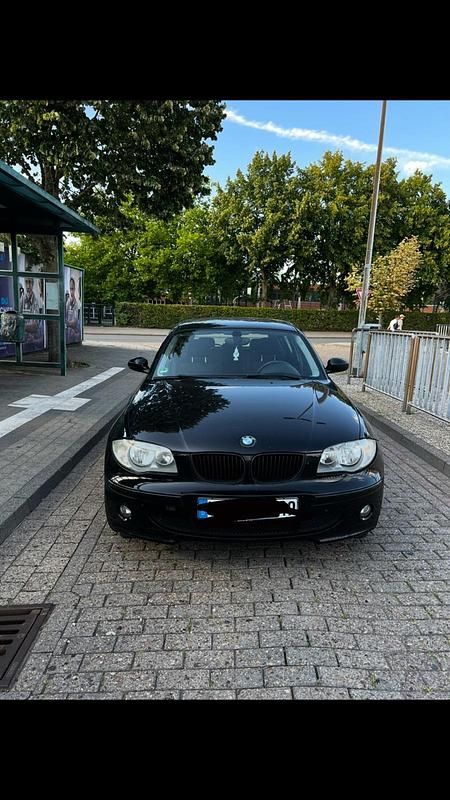 Schwarz Gebraucht 2006 BMW 116 Kleinwagen | 3.500 € (Fairer Preis) - Bild 1/4