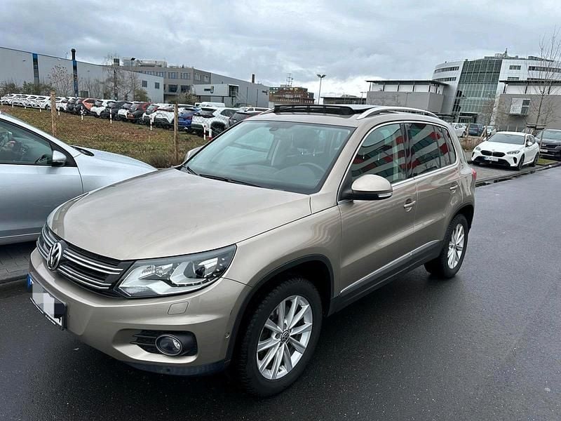 Second-hand VW Tiguan 160 CP (117 kW) 2012 Maro SUV