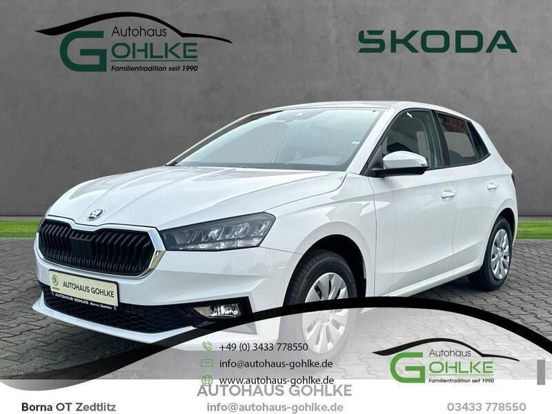 Candyweiß Gebraucht 2024 Skoda Fabia Limousine | 16.890 € (Guter Preis) - Bild 1/4