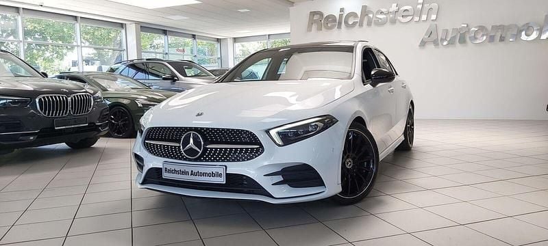 Digitalweiss (metallic) Gebraucht 2023 Mercedes A250 AMG Limousine | 37.980 € (Etwas zu teuer) - Bild 1/4