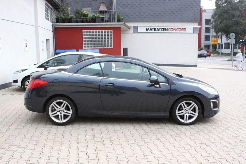 Gebraucht Peugeot 308 CC Active 111 PS (81 kW) 2012 Blau Cabrio
