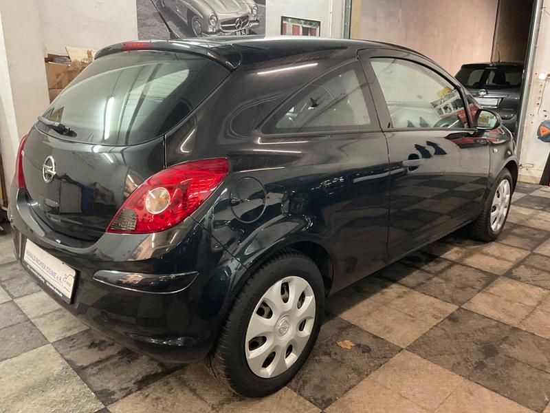 Gebraucht Opel Corsa Selection 69 PS (50 kW) 2014 Schwarz Kleinwagen