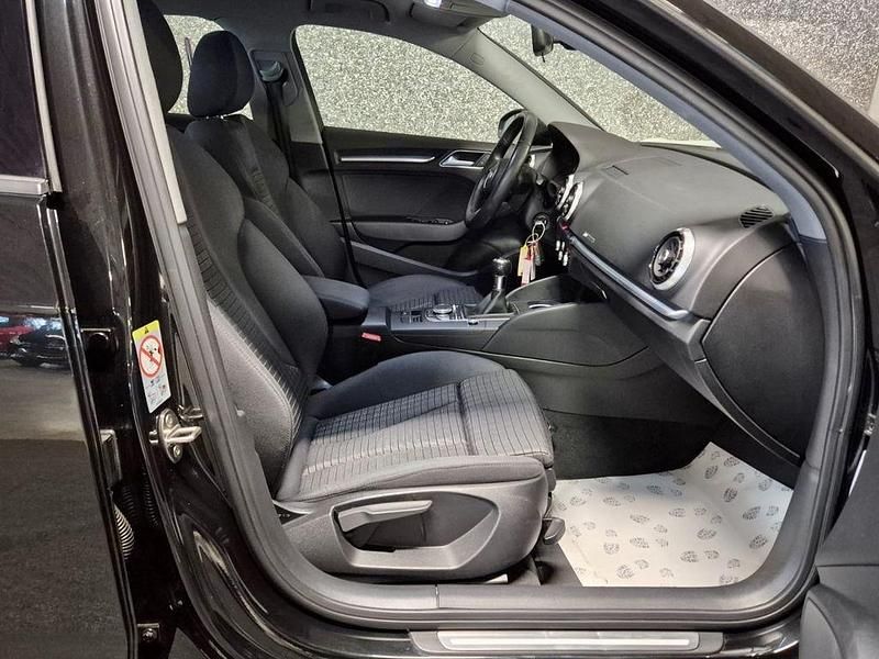 Gebraucht Audi A3 150 PS (110 kW) 2017 Schwarz Limousine