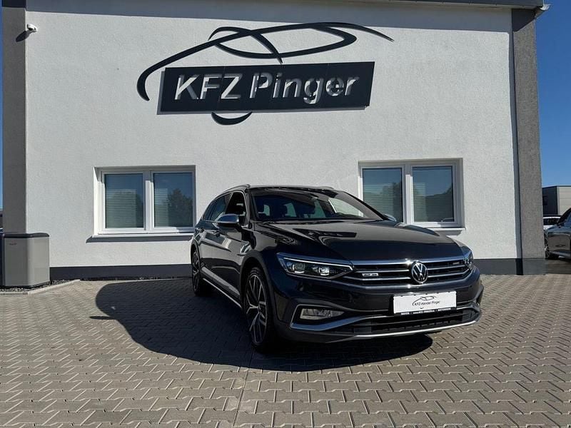 Grau Gebraucht 2020 VW Passat Alltrack Kombi | 28.499 € (Fairer Preis) - Bild 1/4