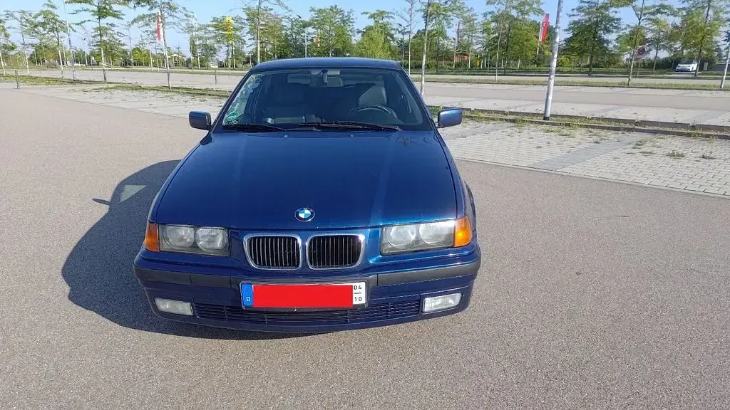Gebraucht BMW 316 Sport Line 105 PS (77 kW) 2000 Blau Limousine