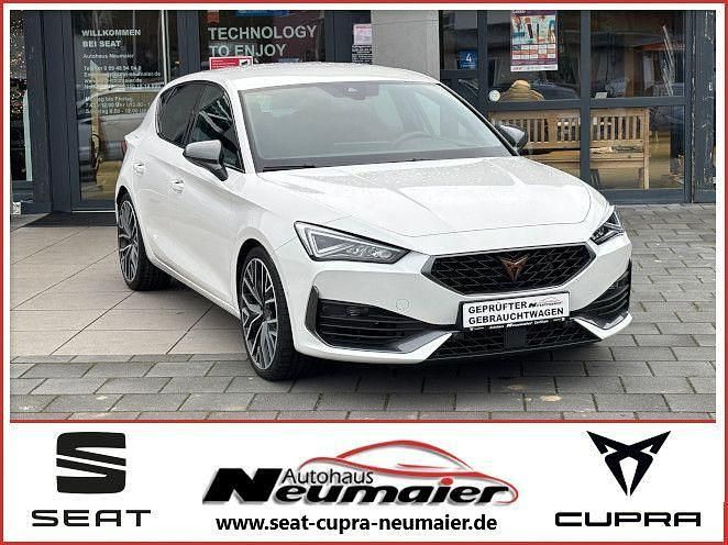 Gebraucht Cupra Leon VZ 300 PS (220 kW) 2023 Weiß Limousine