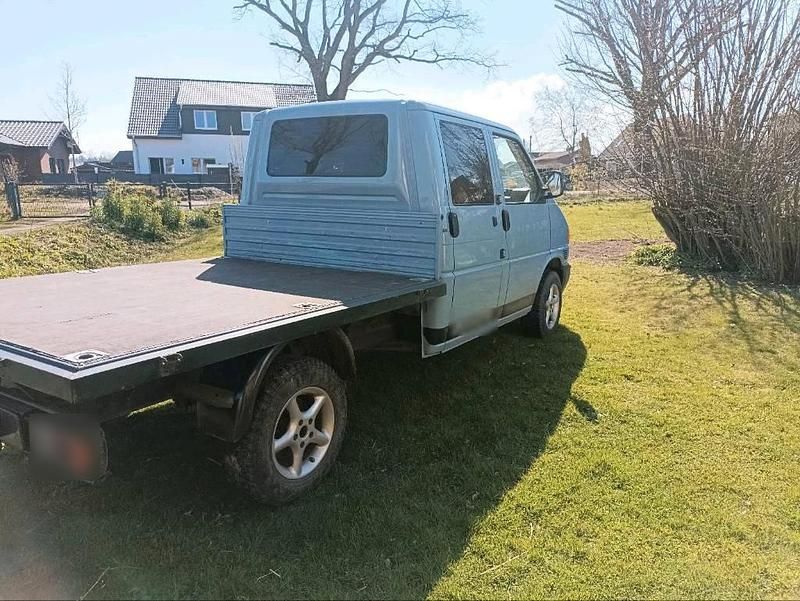 Gebraucht VW T4 102 PS (75 kW) 1998 Blau Van