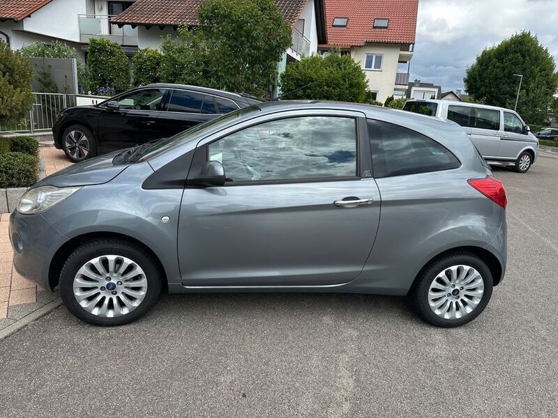 Grau Gebraucht 2010 Ford Ka Titanium Kleinwagen | 3.200 € (Fairer Preis) - Bild 1/4