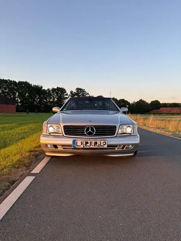 Gebraucht Mercedes SL320 Edition 224 PS (164 kW) 2000 Silber Cabrio