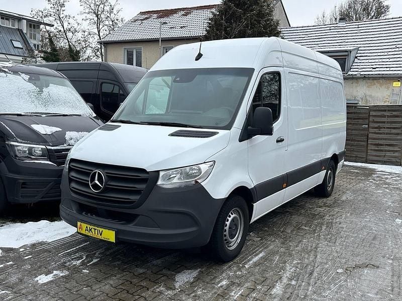 Gebraucht Mercedes Sprinter 163 PS (119 kW) 2021 Weiß Van