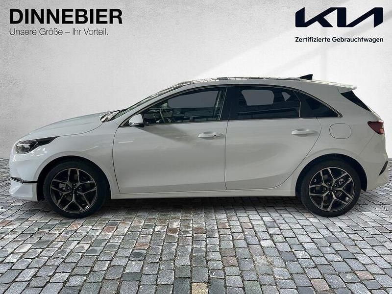 Gebraucht Kia Ceed Platinum 140 PS (102 kW) 2025 Carraraweiss Kleinwagen