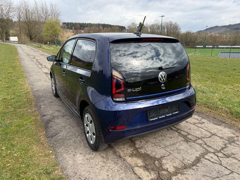 Gebraucht VW e-up! United 61 kW (83 PS) 2021 Braun Kleinwagen
