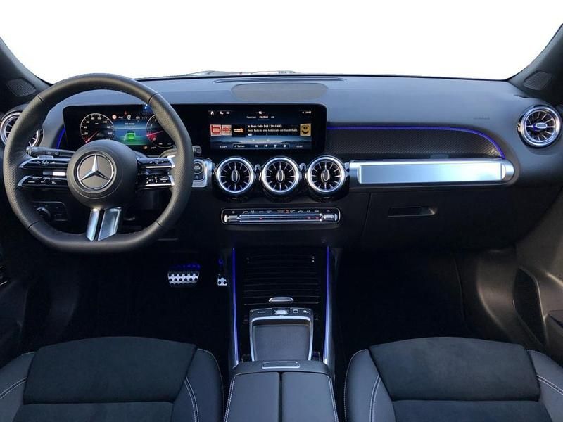 Gebraucht Mercedes GLB220 190 PS (139 kW) 2026 Manufaktur lack manufaktur alpingrau uni SUV