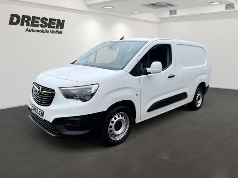 Weiss Gebraucht 2021 Opel Combo Edition+ Van / Kleinbus | 16.390 € (Fairer Preis) - Bild 1/4