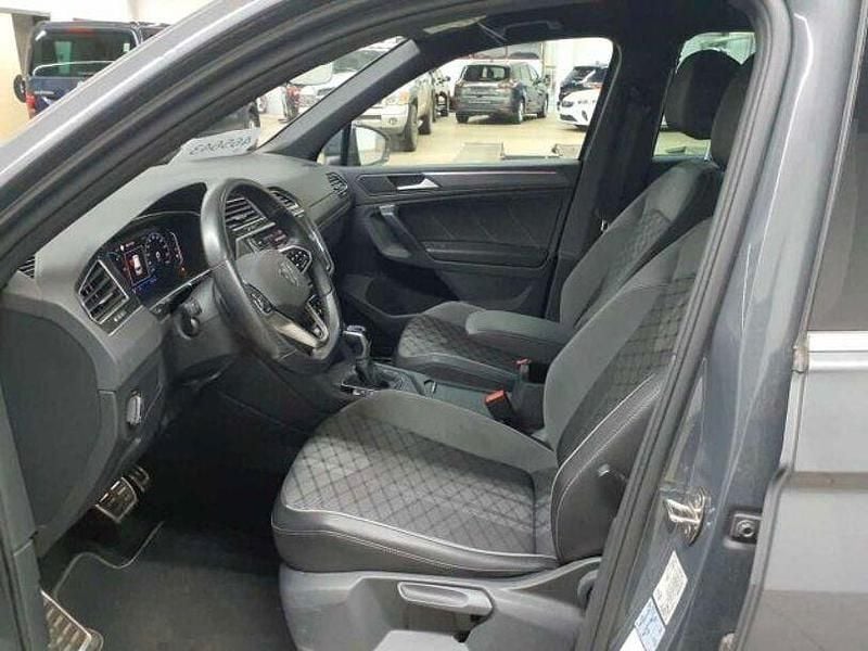 Gebraucht VW Tiguan R-line 150 PS (110 kW) 2022 Grau SUV