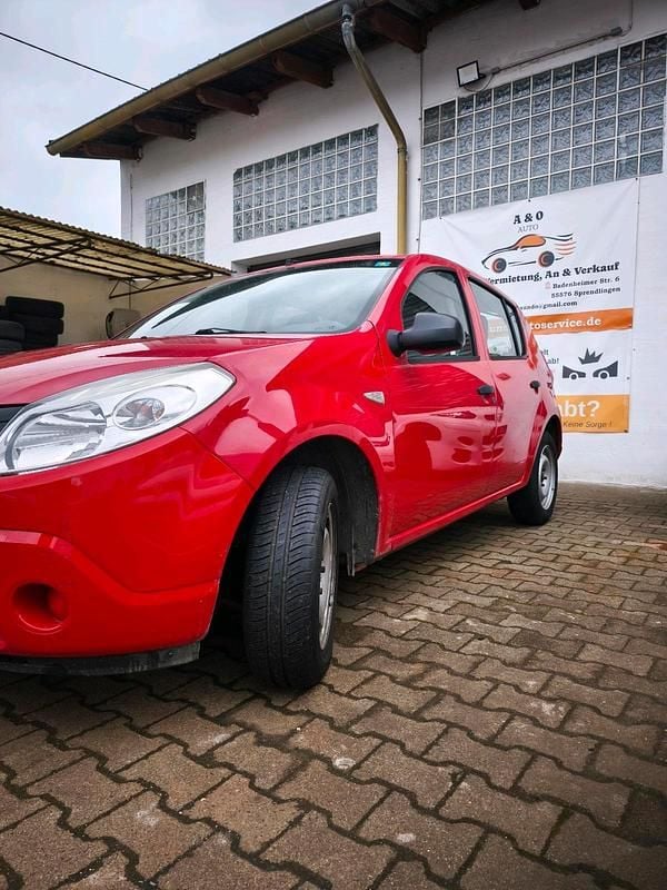 Gebraucht Dacia Sandero Basis 75 PS (55 kW) 2009 Rot Limousine