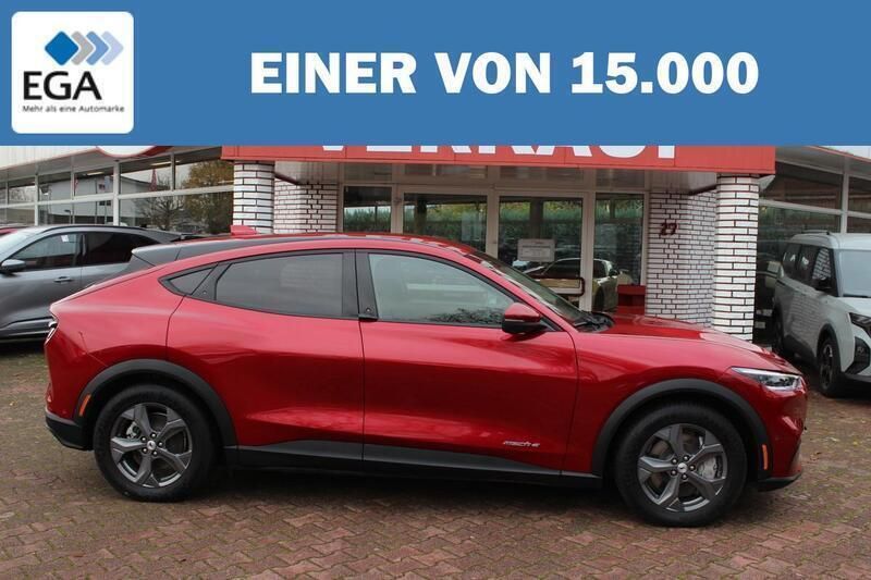 Rot metallic Gebraucht 2023 Ford Mustang Mach-E SUV | 32.500 € (Superpreis) - Bild 1/4