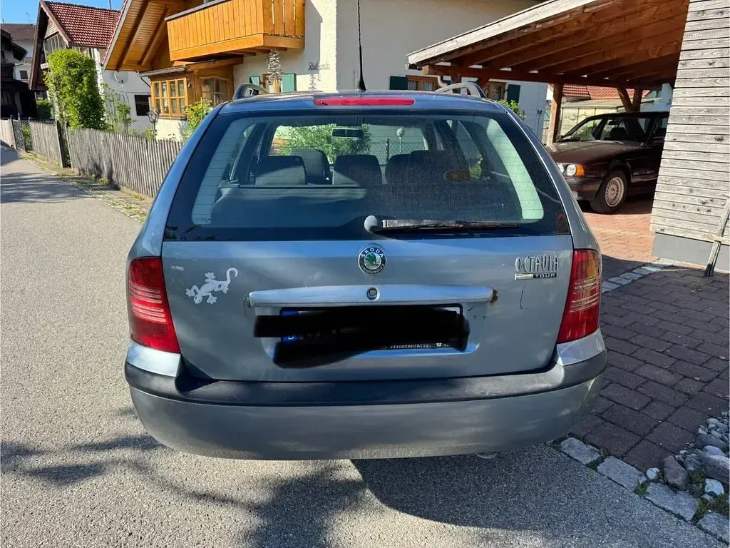 Gebraucht Skoda Octavia Tour 102 PS (75 kW) 2006 Blau Kombi