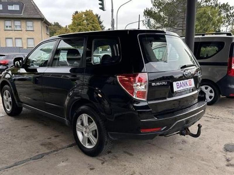 Gebraucht Subaru Forester Active 149 PS (109 kW) 2009 Schwarz SUV