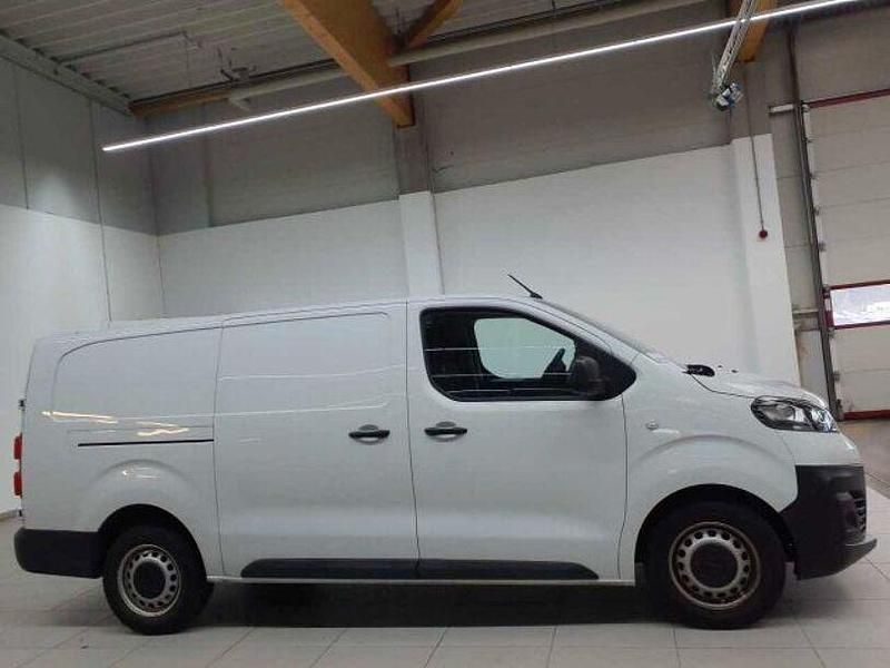 Usado Opel Vivaro 150 HP (110 kW) 2024 Branco Monovolume