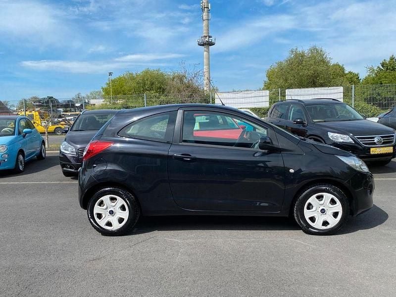 Second-hand Ford Ka 69 CP (50 kW) 2013 Negru Hatchback