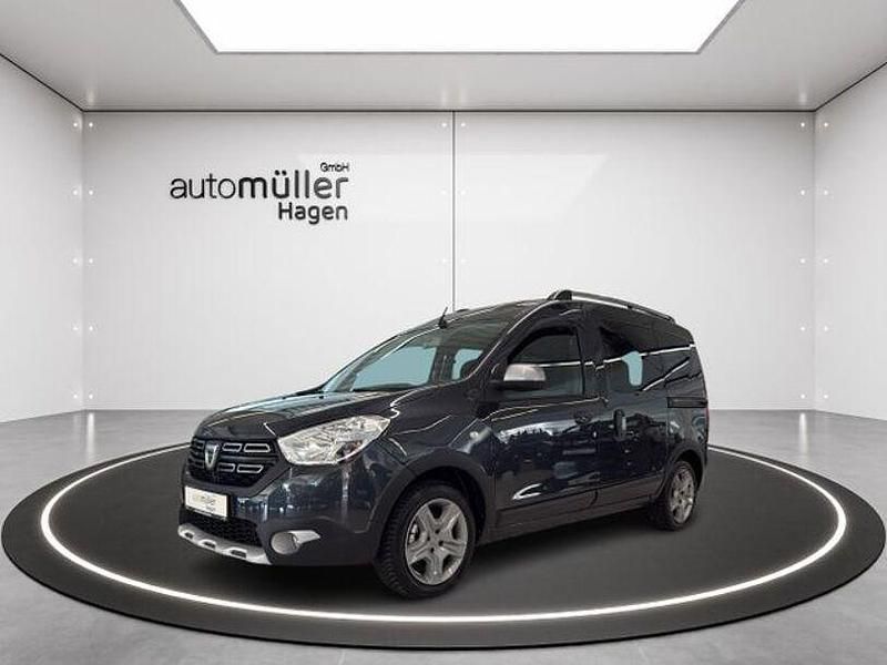 Gebraucht Dacia Dokker Stepway 131 PS (96 kW) 2020 Grau comete Van / Kleinbus