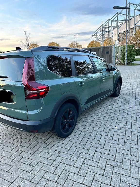 Gebraucht Dacia Jogger Extreme 101 PS (74 kW) 2023 Grün Van / Kleinbus