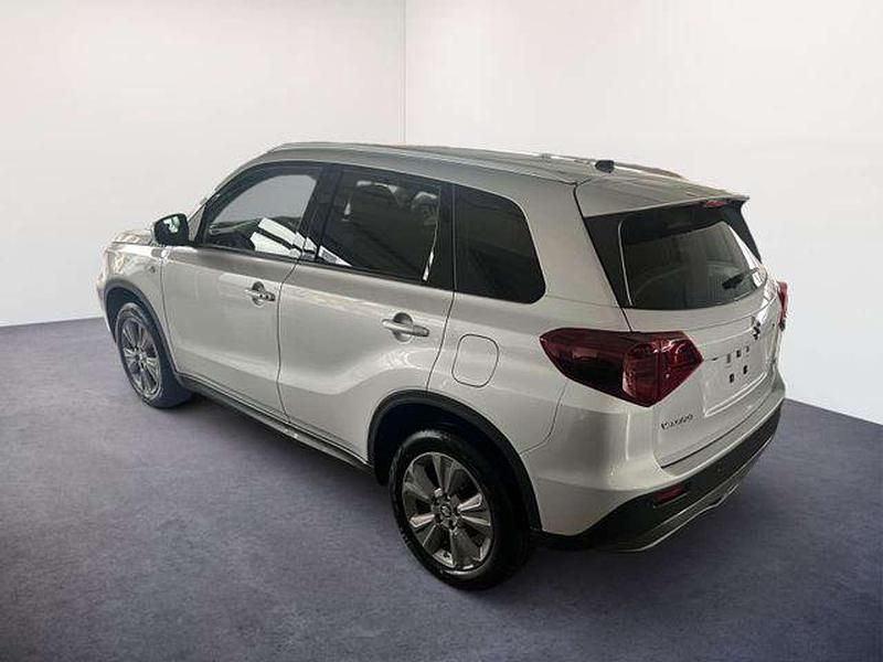 Gebraucht Suzuki Vitara Comfort 129 PS (94 kW) 2024 Savannah ivory metallic / cosmic SUV