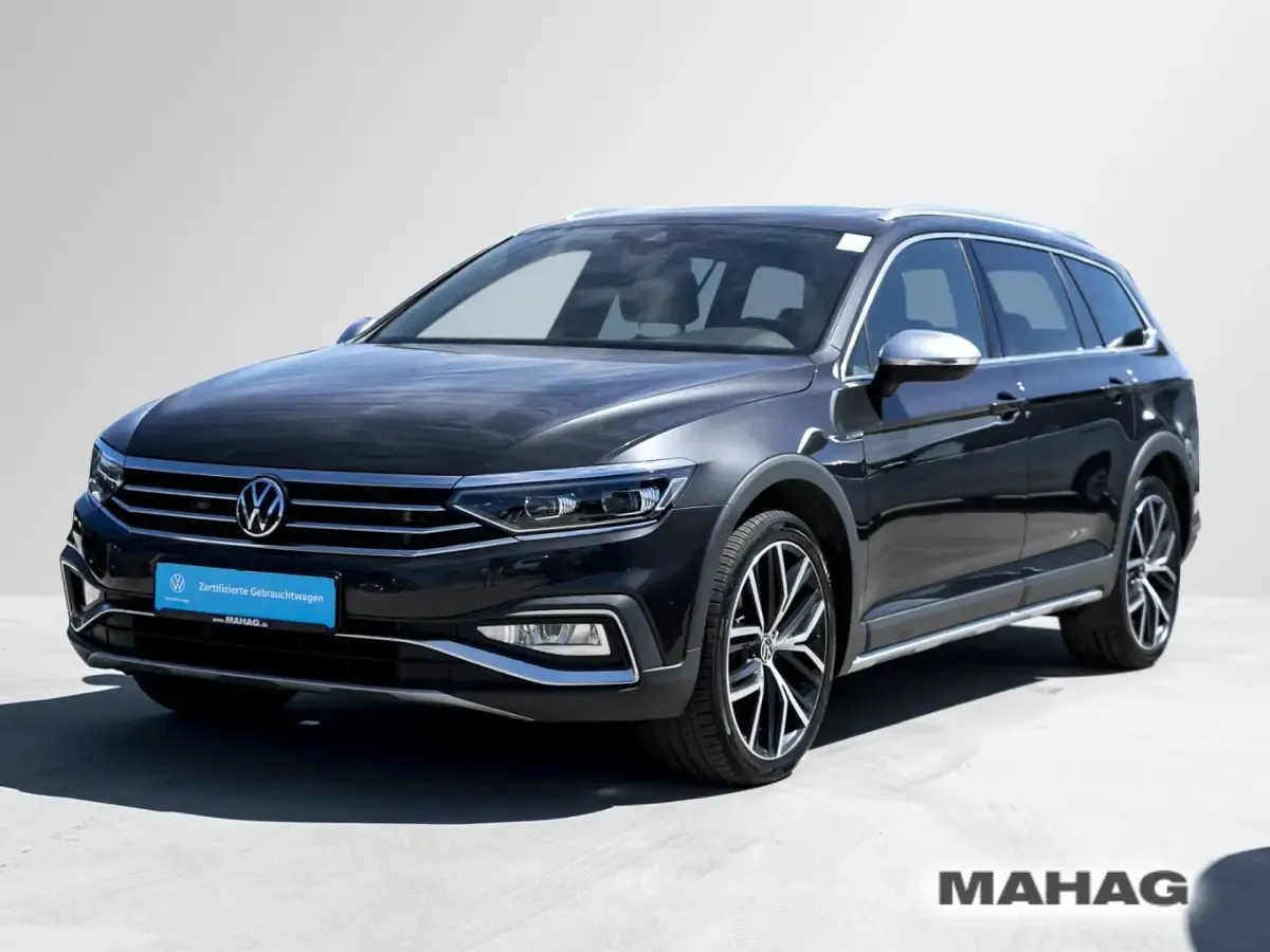 Gebraucht VW Passat 200 PS (147 kW) 2024 Kombi
