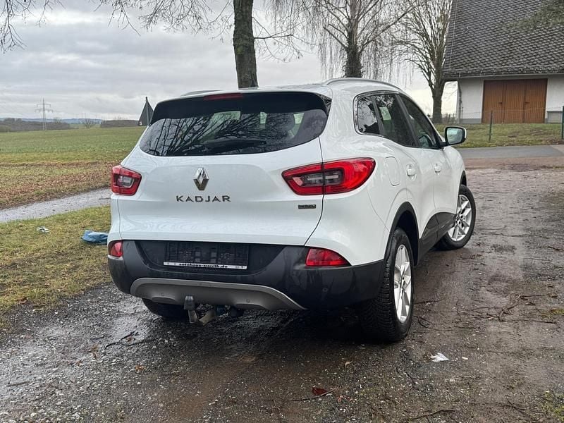 Gebraucht Renault Kadjar XMOD 131 PS (96 kW) 2016 Weiß SUV
