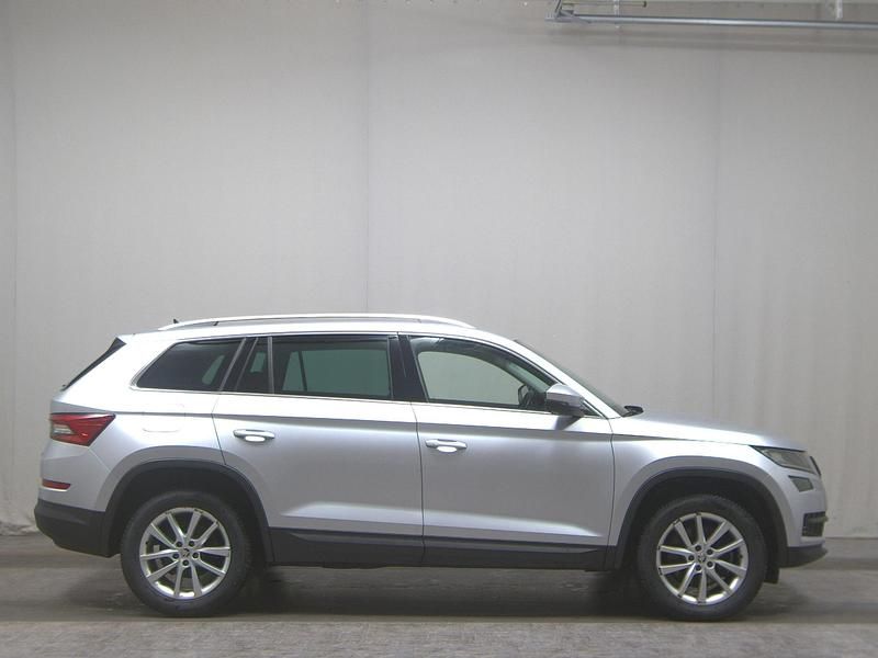 Silber Gebraucht 2020 Skoda Kodiaq Style SUV | 26.780 € (Superpreis) - Bild 1/4